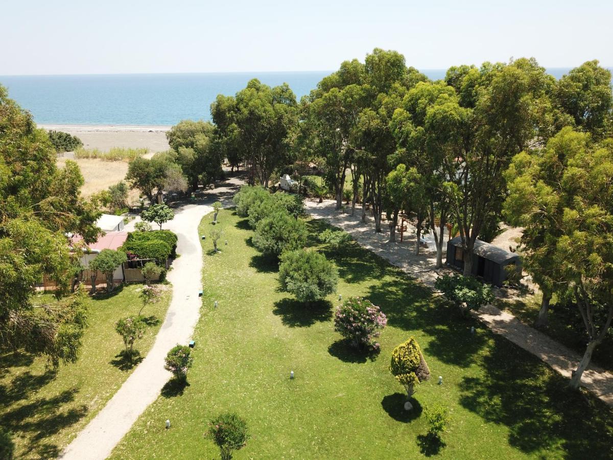 Eco And Magic Garden Hotel Gennadi